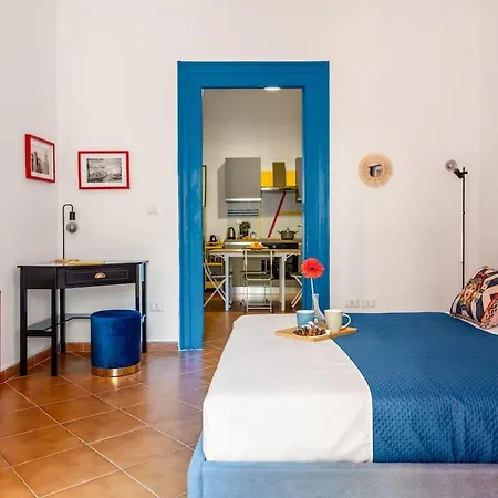 Daire Elegant Two-room With Balcony & *