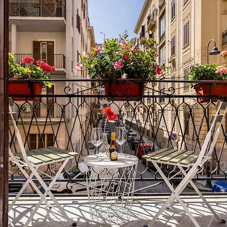 Elegant Two-room With Balcony & Apartment Palermo