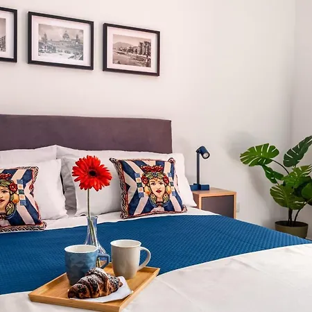 Elegant Two-room With Balcony & Apartment Palermo